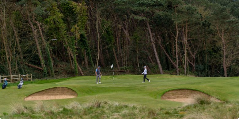 How to Play the 18th at Wentworth