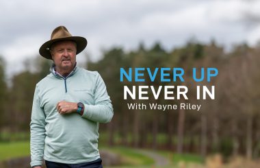 Play Smarter with Wayne Radar Riley - Putting